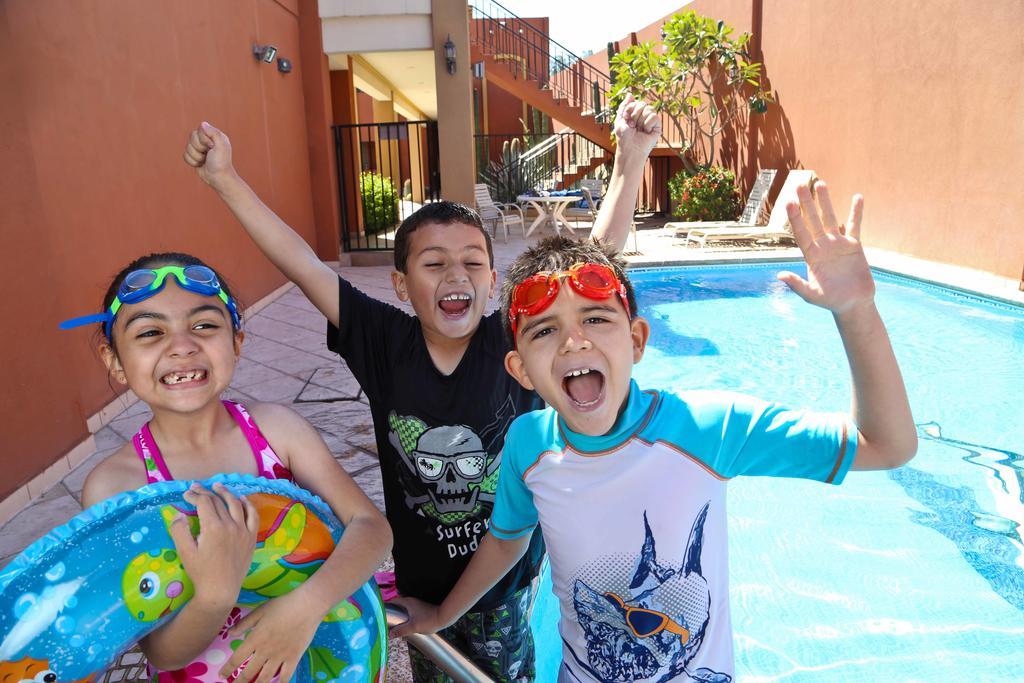 Hotel Plaza Las Quintas Hermosillo Luaran gambar