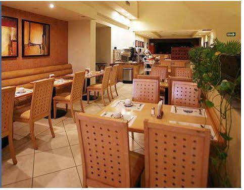 Hotel Plaza Las Quintas Hermosillo Luaran gambar